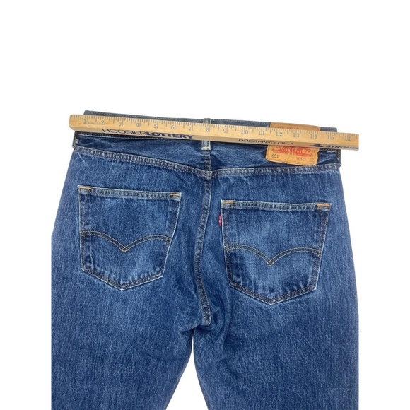 Original Levi's 501 Jeans 32X32 Blue Straight Leg Button Fly Wash Distressed - Picture 9 of 11